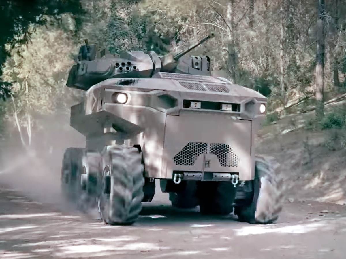 Izraelski autonomni tenk M-RCV 5.jpg   Izraelski autonomni tenk M-RCV 5.jpg