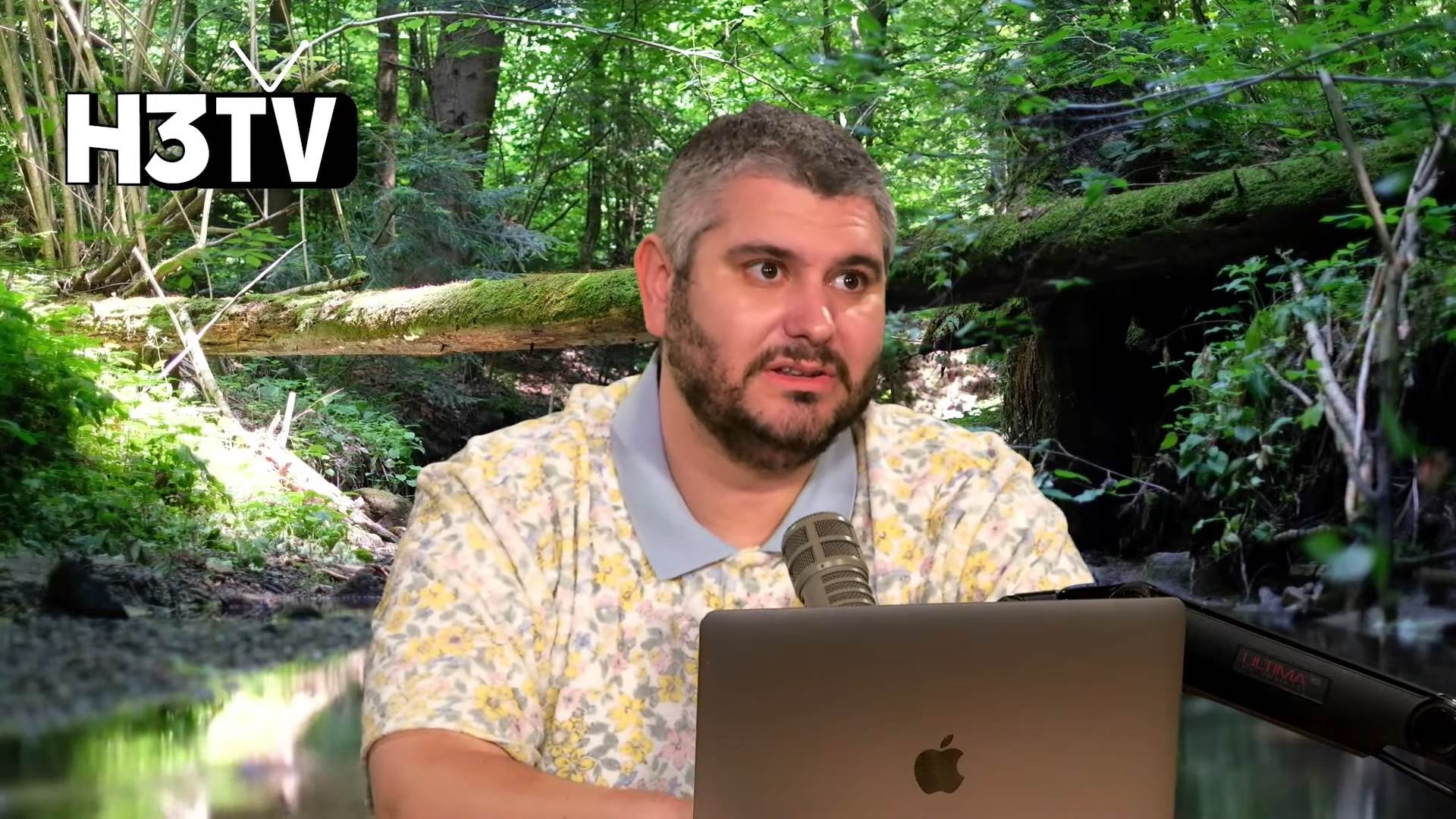  A New Low For Family Channels, Cart Narcs Calls In, The LaBrant Family - H3TV #40 10-53 screenshot.jpg - YouTube / H3 Podcast / Smartlife 