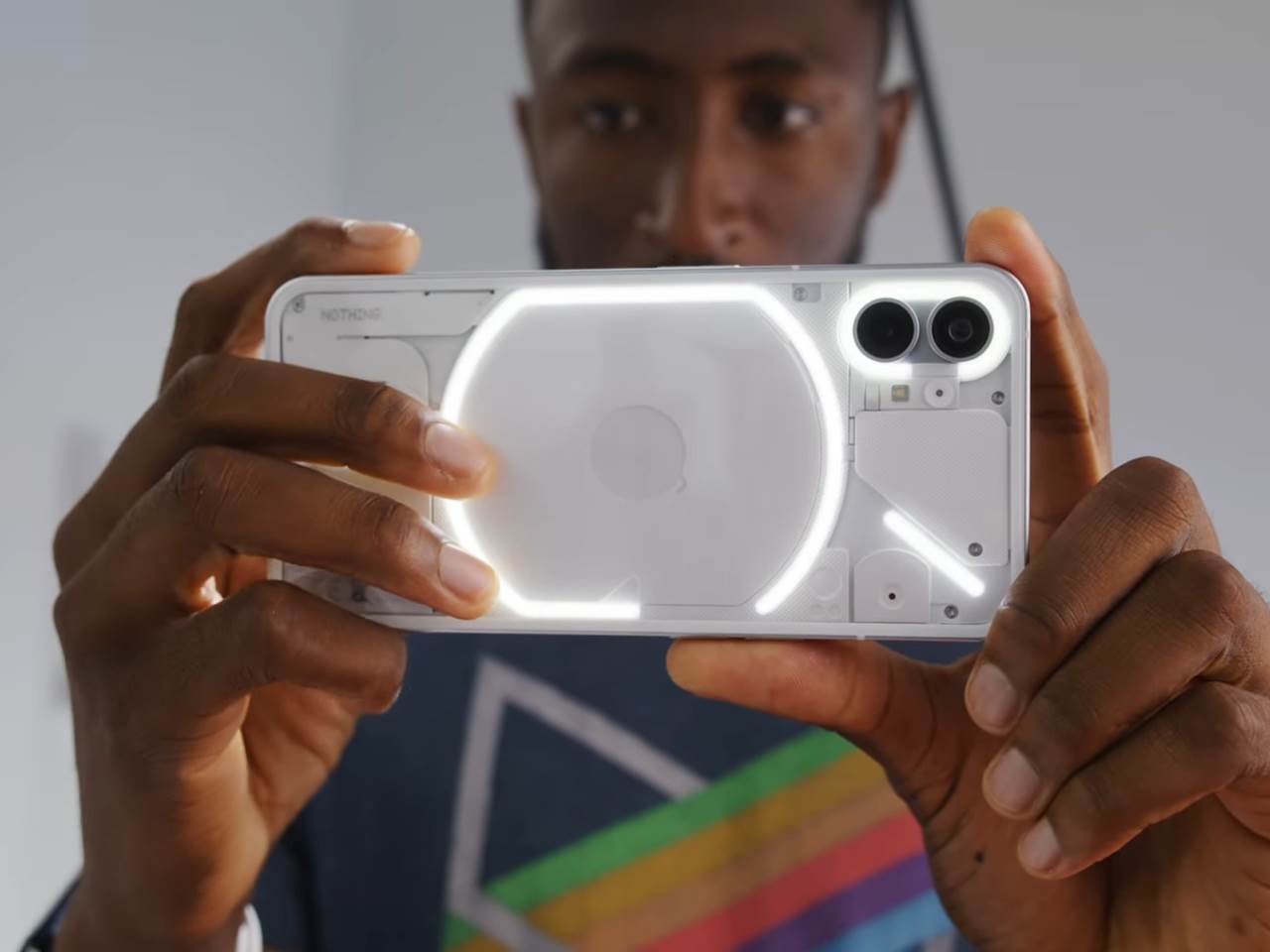  The Nothing Phone LOOKS Different 3-2 screenshot.png - YouTube / Marques Brownlee / Screenshot 