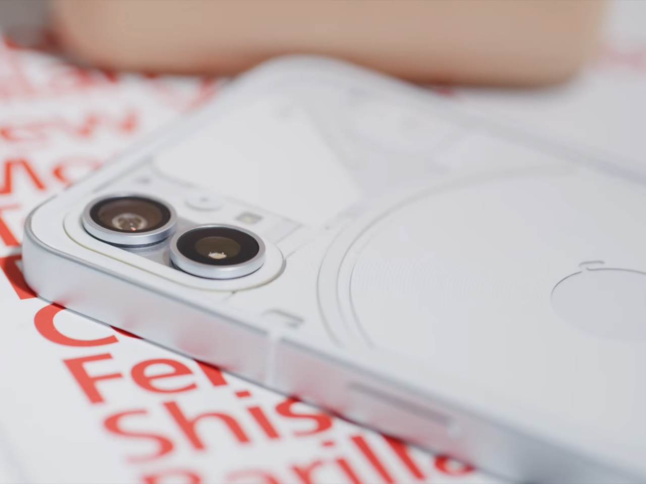  The Nothing Phone LOOKS Different 5-15 screenshot.png - YouTube / Marques Brownlee / Screenshot 