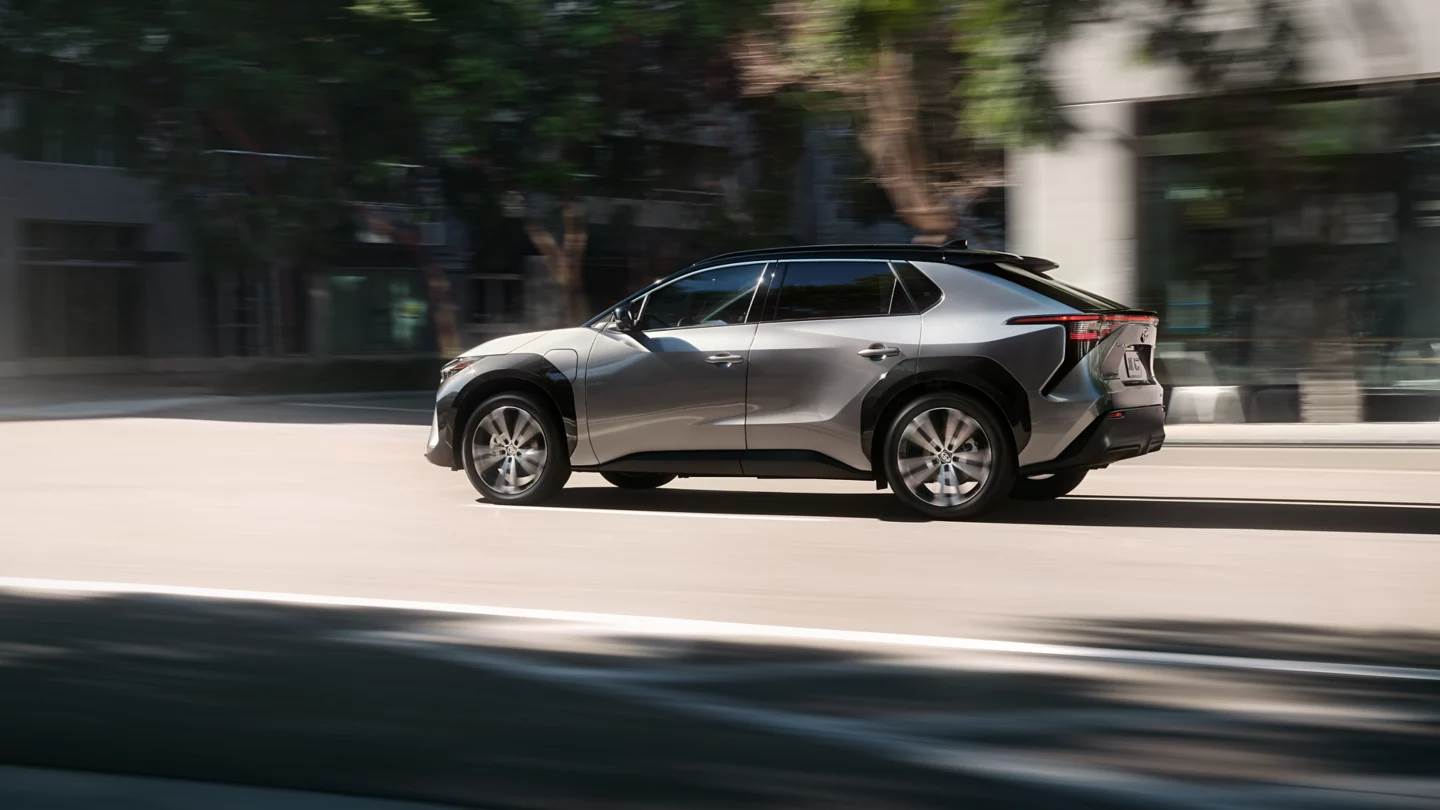  Toyota bZ4X 7.jpg - Toyota 