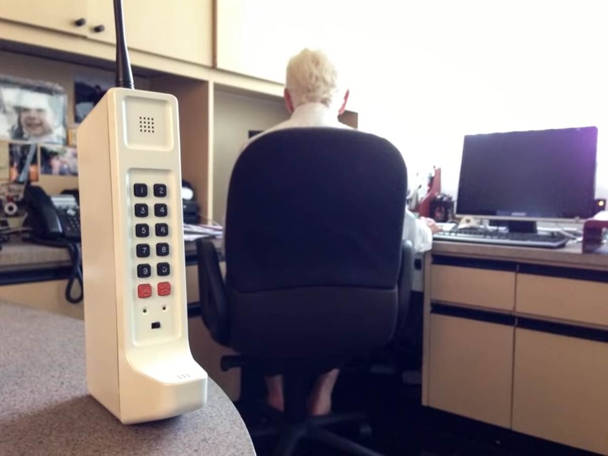  The Cell Phone _ INVENTORS _ PBS Digital Studios 1-53 screenshot.png 