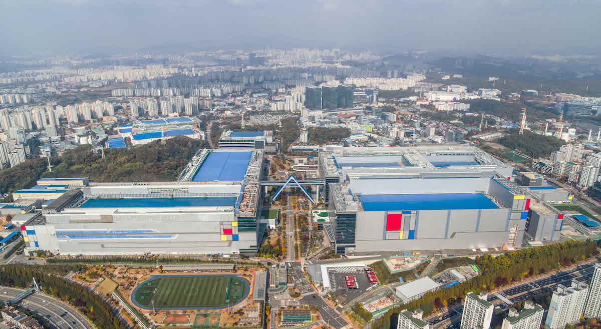  Samsung_foundrys_first_3nm_chip_production_4.jpg 