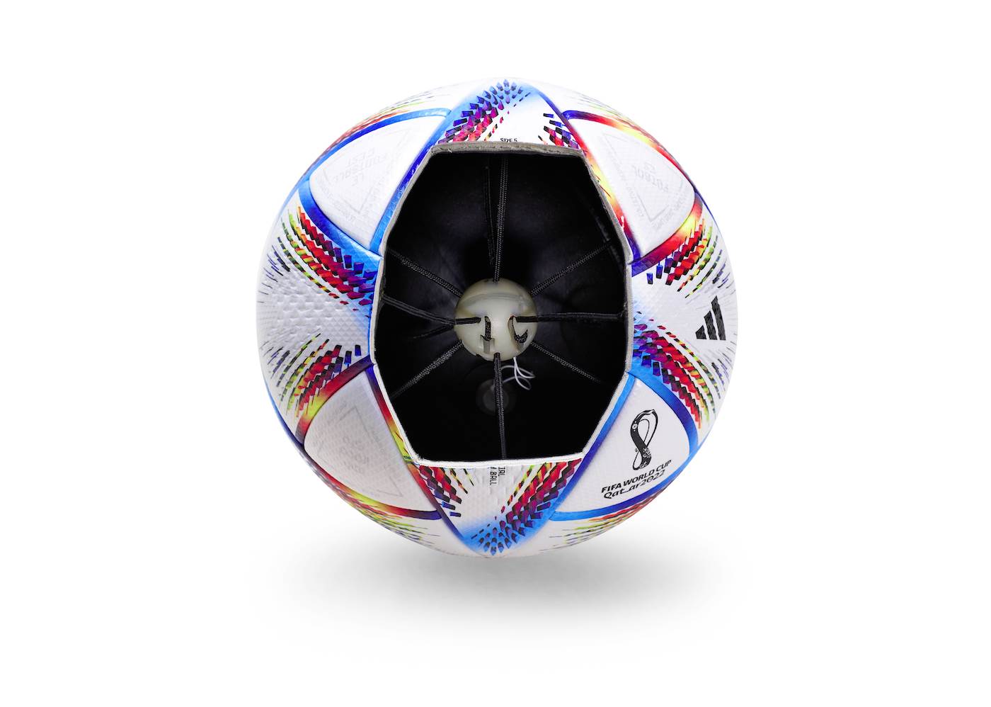  Al Rihla lopta 3.jpg 