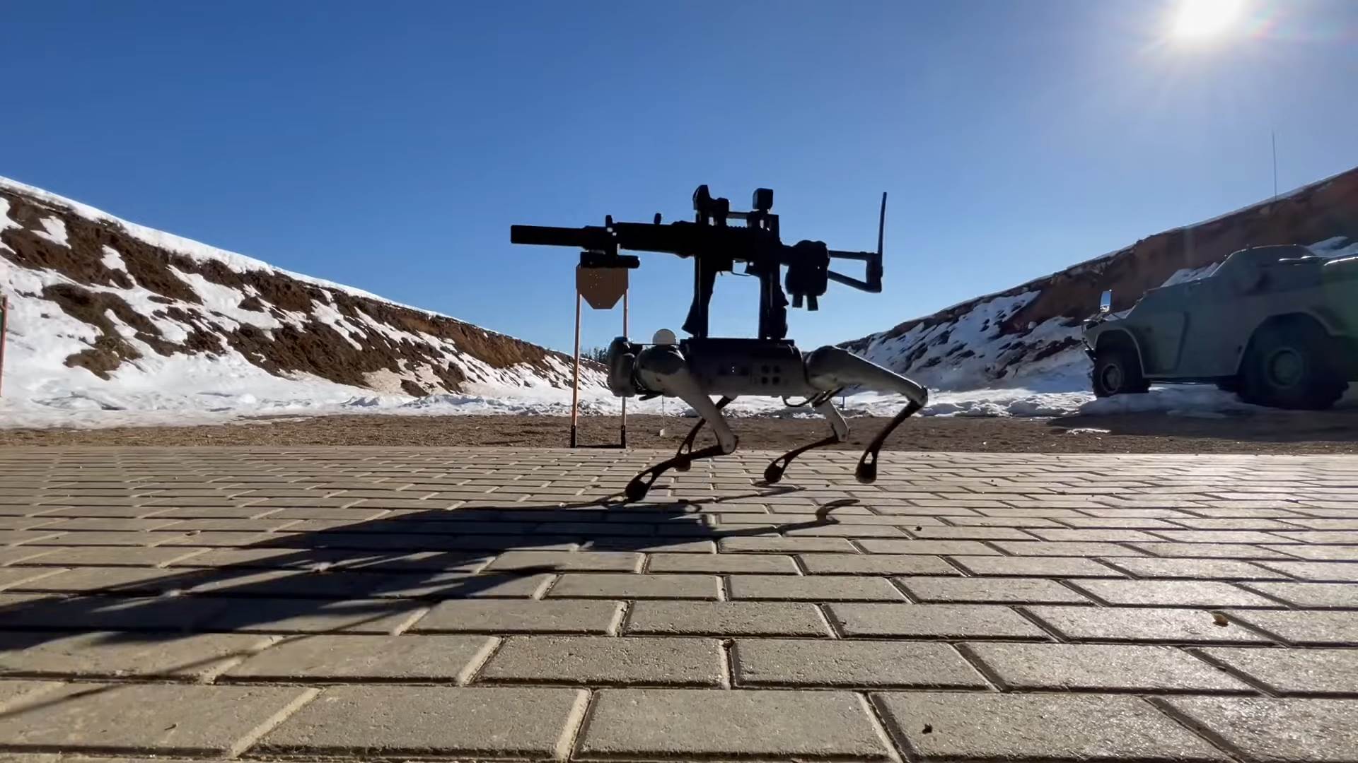 Patrol dog robot 1-11 screenshot.png - YouTube / Alexander Atamanov / Screenshot   Patrol dog robot 1-11 screenshot.png - YouTube / Alexander Atamanov / Screenshot
