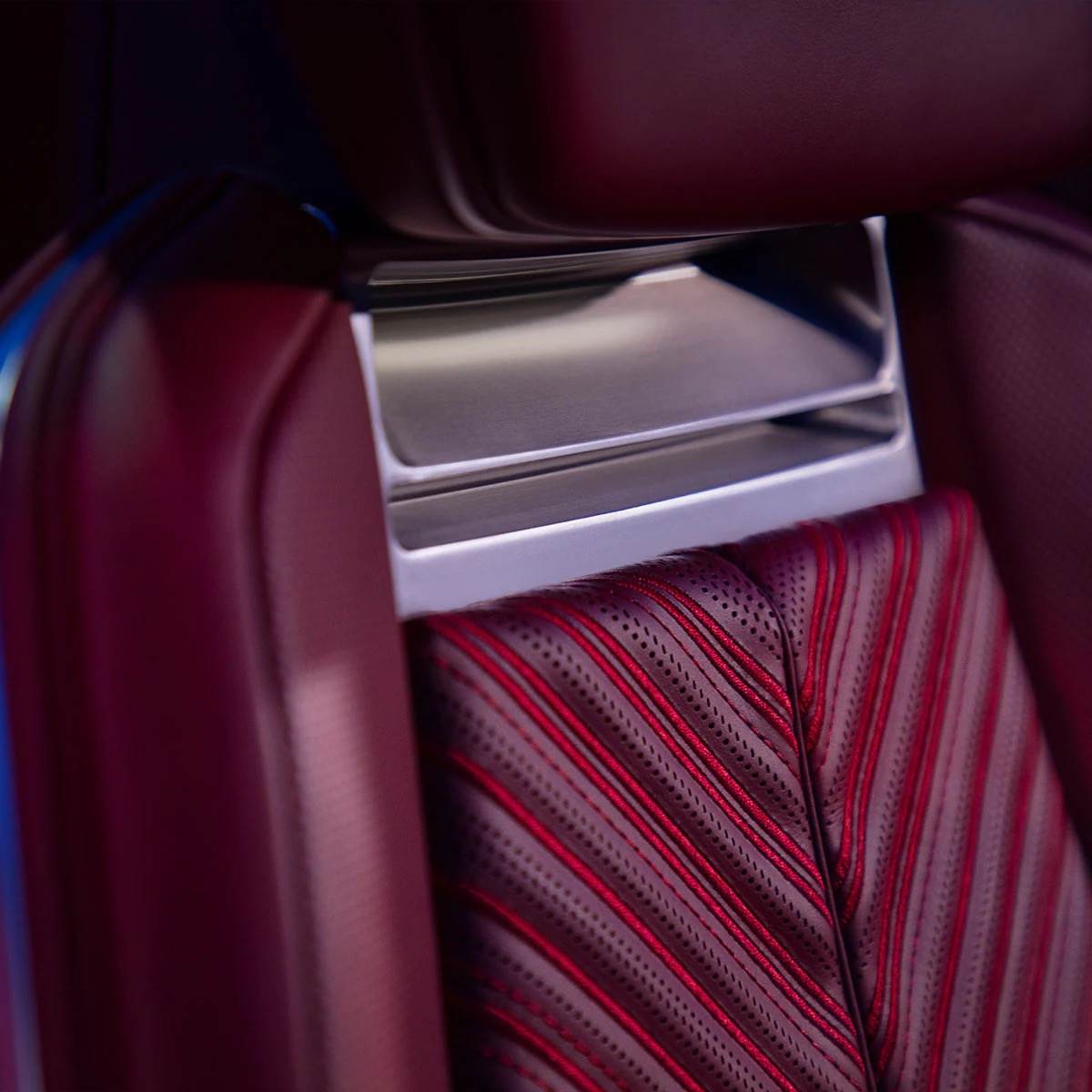 my24-celestiq-in-page-scroller-interior-seat.jpeg   my24-celestiq-in-page-scroller-interior-seat.jpeg