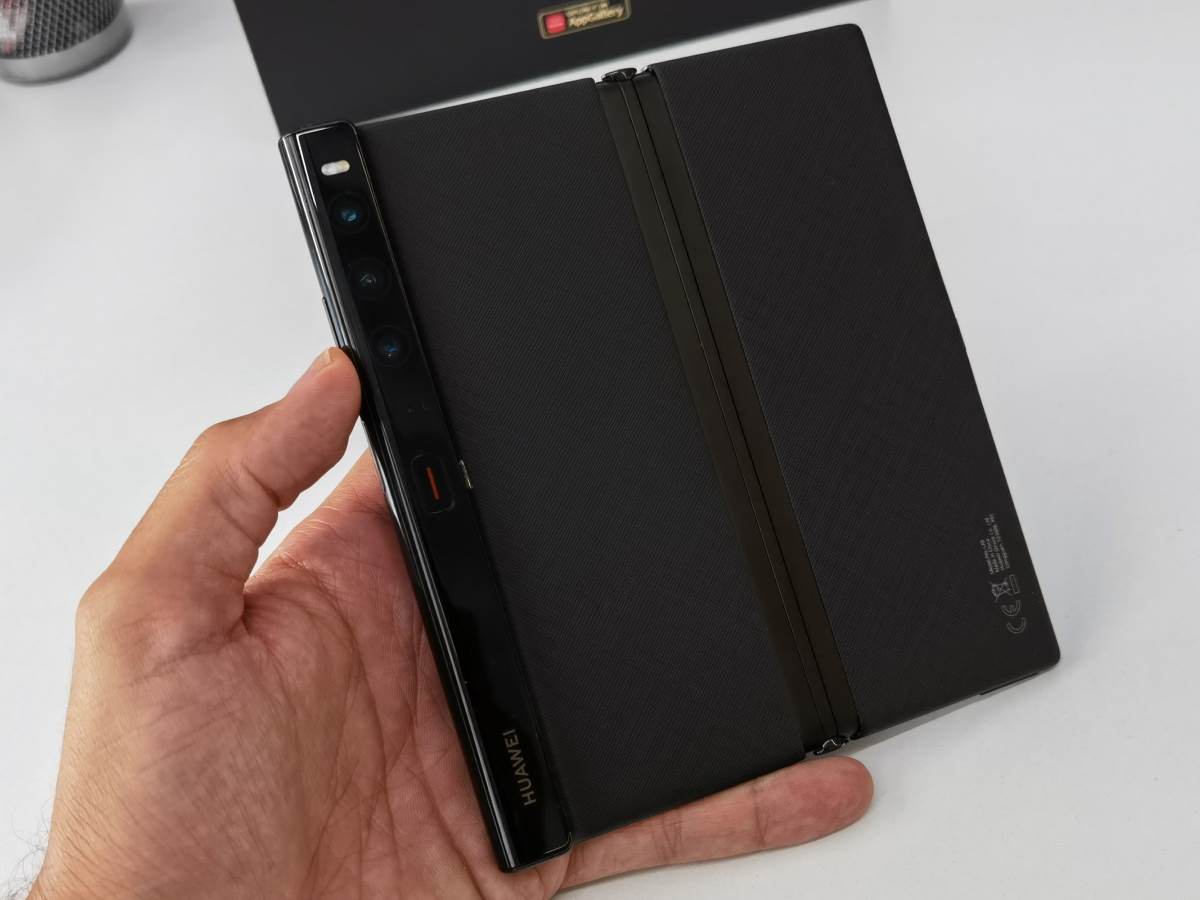  Huawei Mate Xs 2 uživo (5).jpg - SmartLife / Marko Čavić 