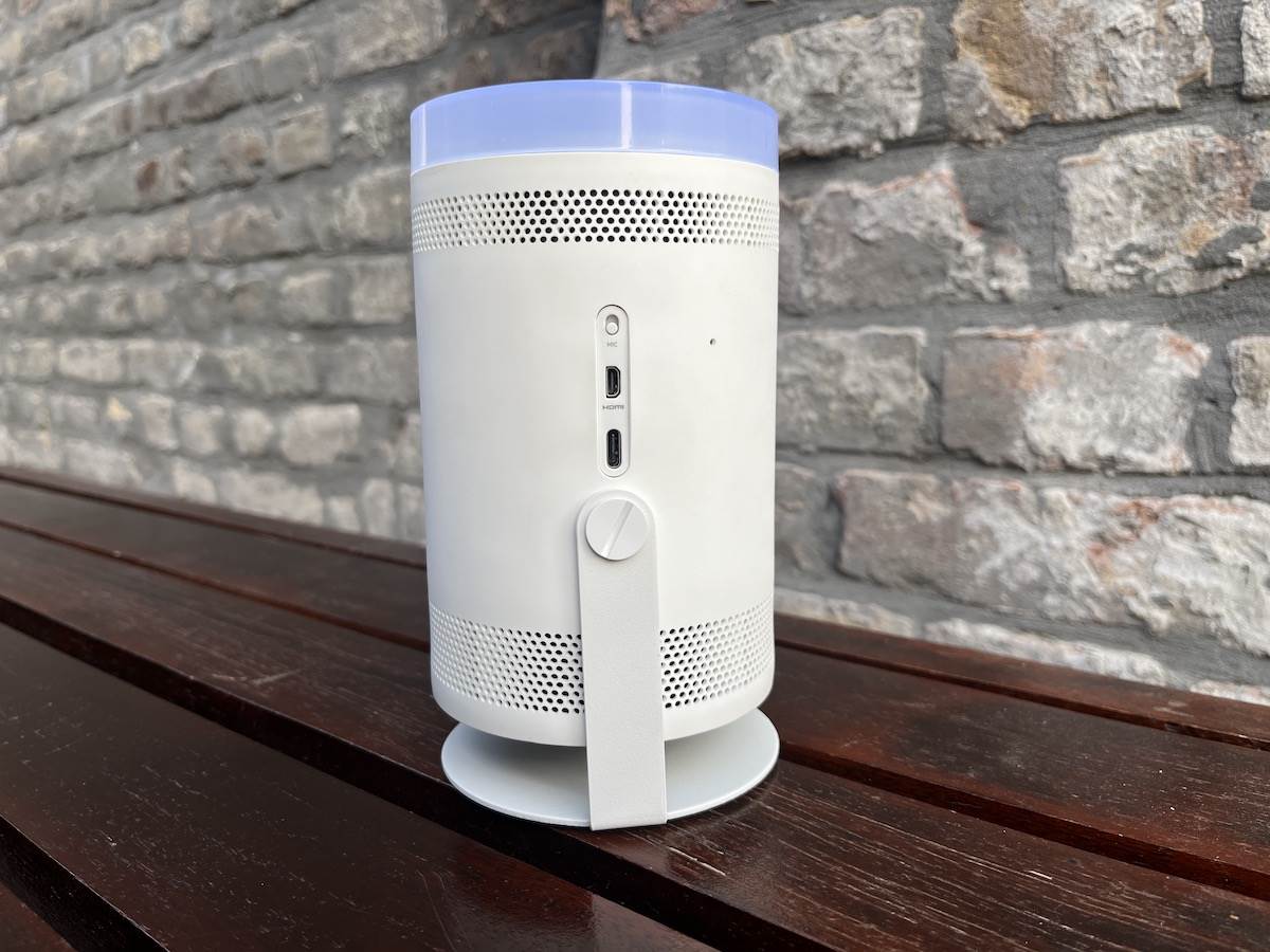  Samsung The Freestyle 2.JPG 