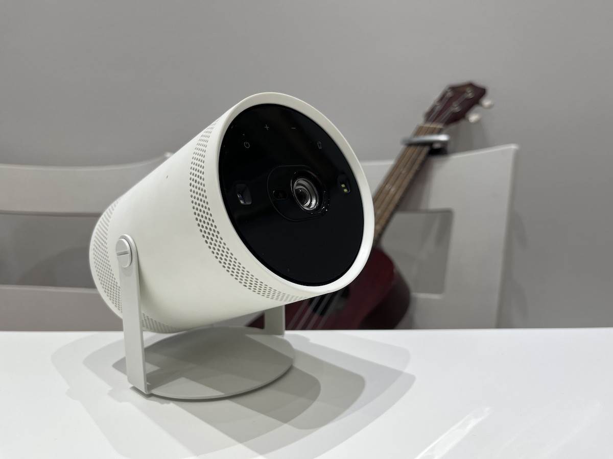  Samsung The Freestyle 9.JPG 