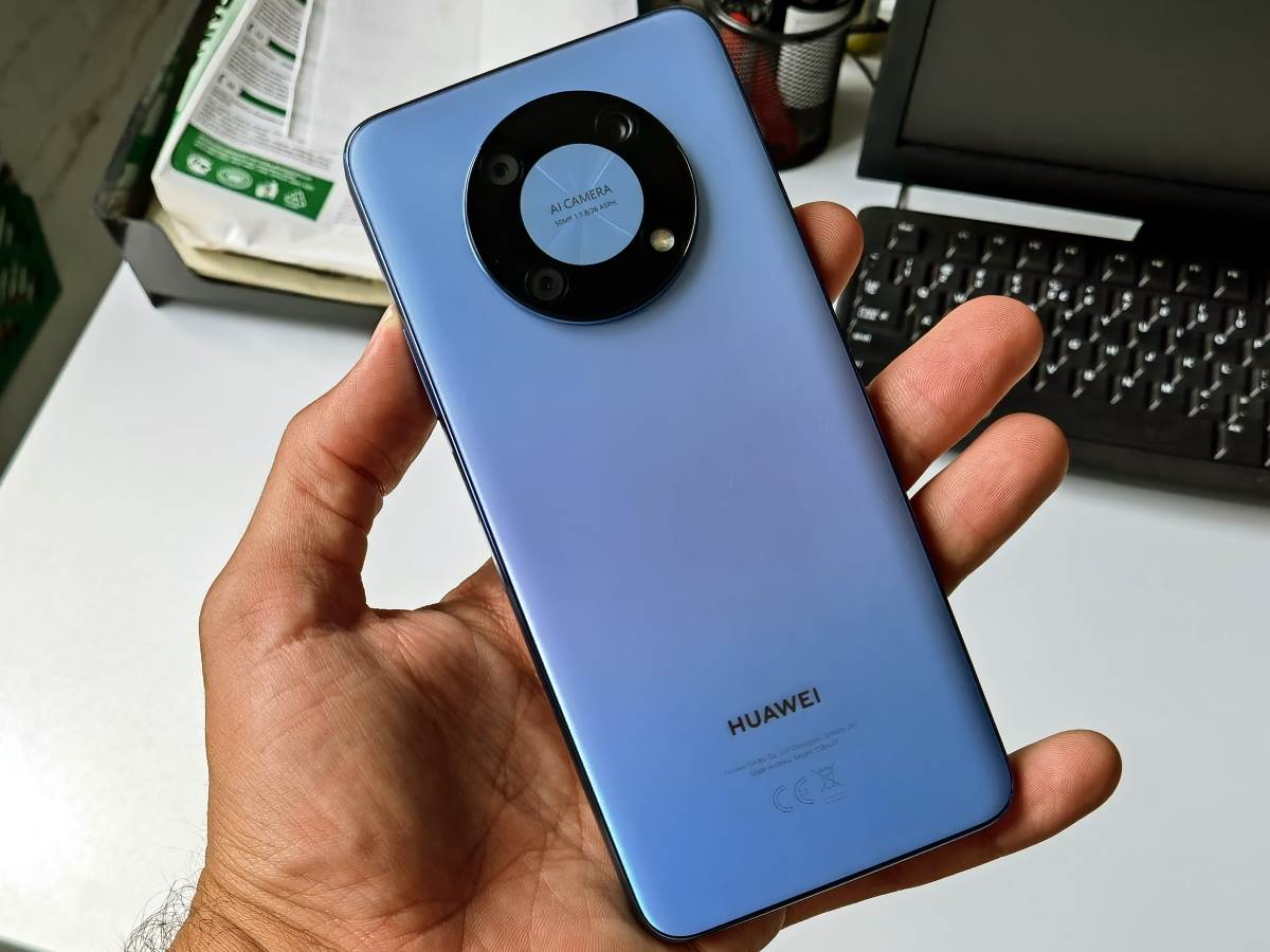  Huawei nova Y90 slike uživo (4).jpg - SmartLife / Marko Čavić 