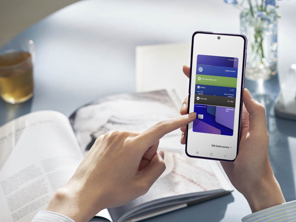 Samsung Galaxy Z Flip4 Slike (11).JPG - Samsung   Samsung Galaxy Z Flip4 Slike (11).JPG - Samsung