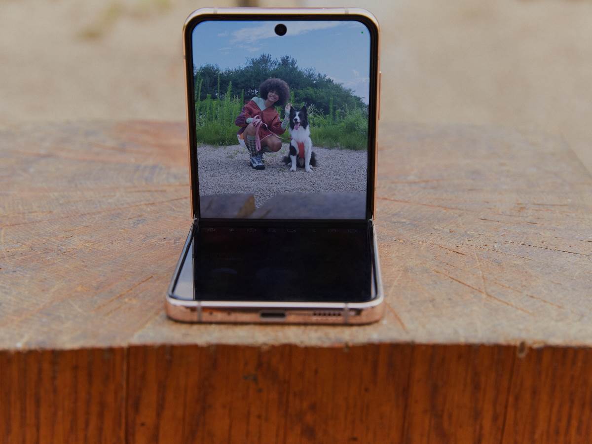 Samsung Galaxy Z Flip4 Slike (45).jpg   Samsung Galaxy Z Flip4 Slike (45).jpg