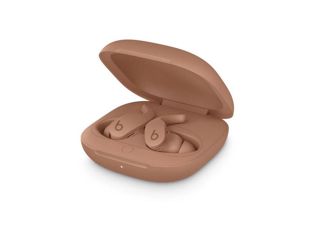 Kim Kardašijan Beats Fit Pro slike 5.jpg - Apple   Kim Kardašijan Beats Fit Pro slike 5.jpg - Apple