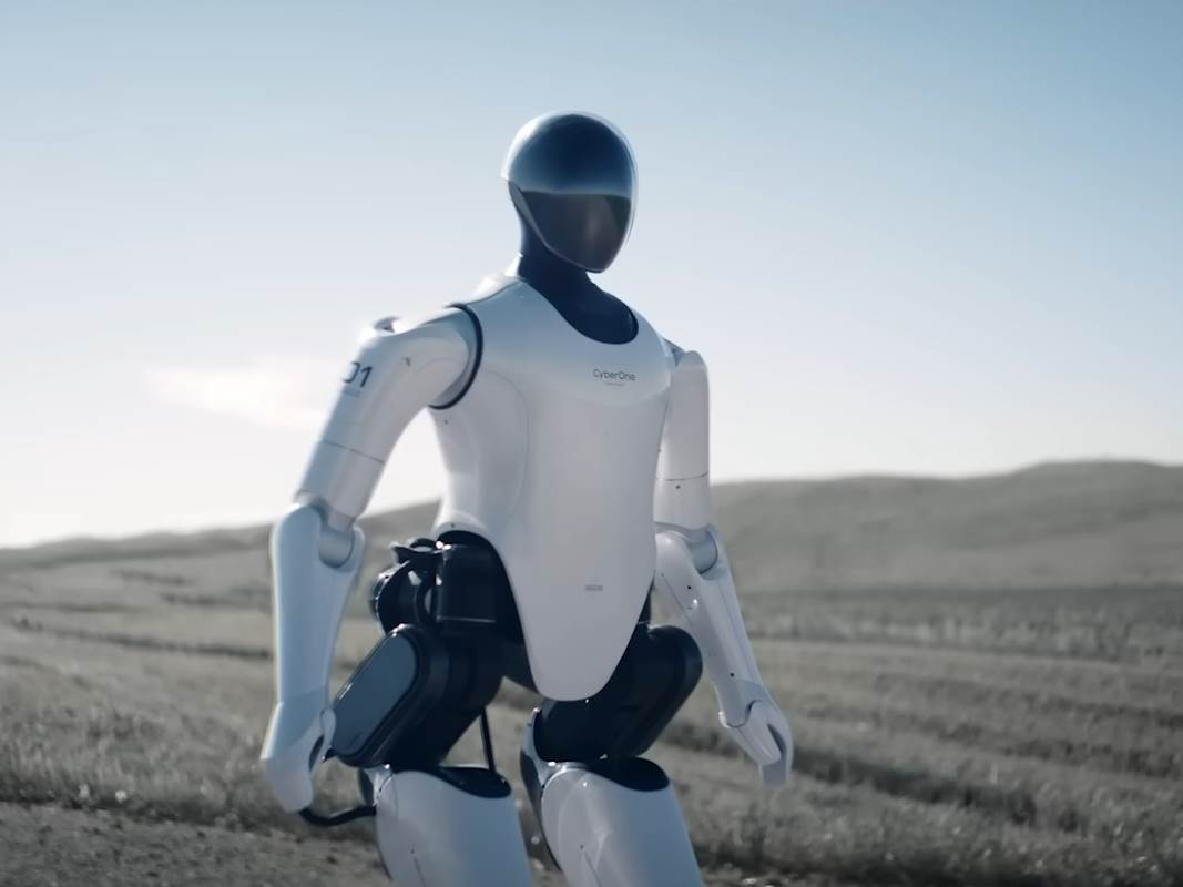 Meet our friend CyberOne 0-16 screenshot.png - YouTube / Xiaomi / Screenshot   Meet our friend CyberOne 0-16 screenshot.png - YouTube / Xiaomi / Screenshot