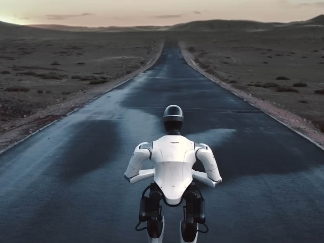  Meet our friend CyberOne 2-53 screenshot.png - YouTube / Xiaomi / Screenshot 