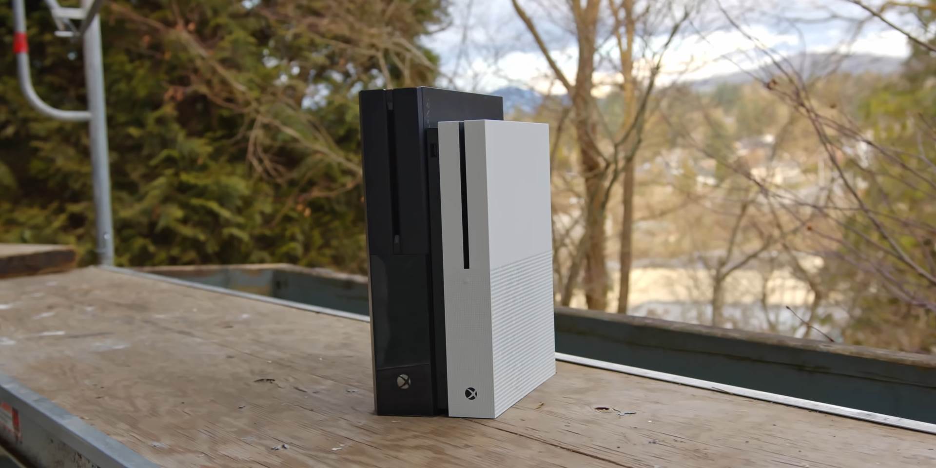  Xbox One in 2022 - worth it_ (Review) 2-54 screenshot.png - YouTube / 91Tech / Screenshot 