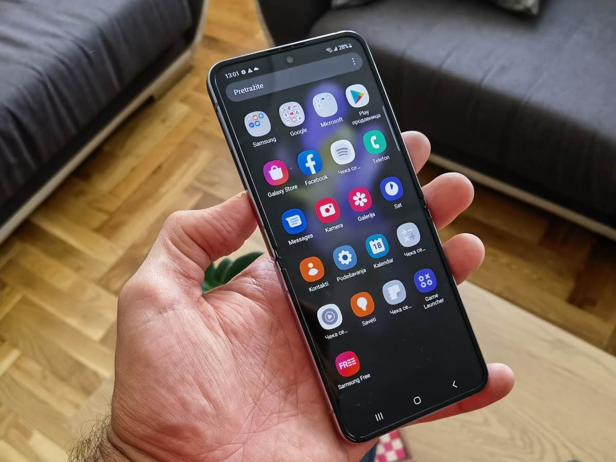  Samsung Galaxy Z Flip4 Slike Uživo (25).jpg - SmartLife / Marko Čavić 