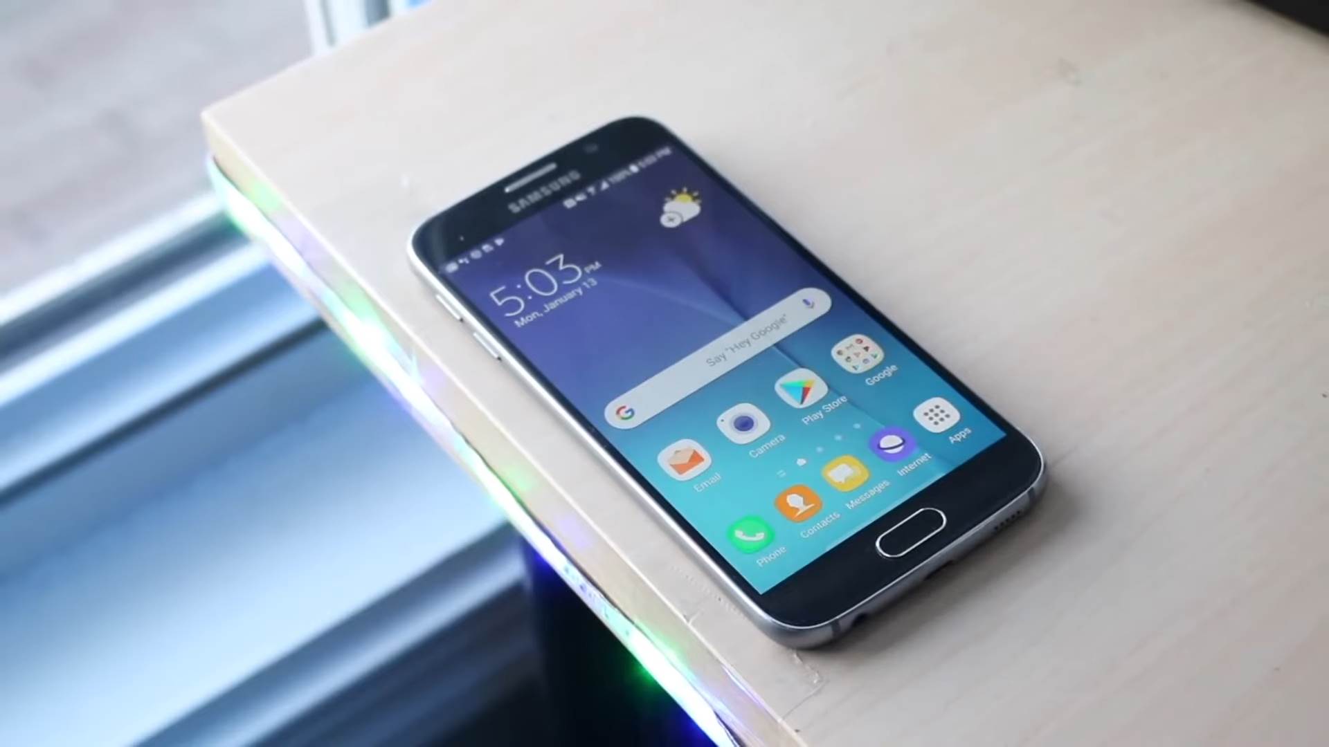  Samsung Galaxy S6 In 2022! (Still Worth It_) (Review) 1-2 screenshot.png - YouTube / Simple Alpaca / Screenshot 