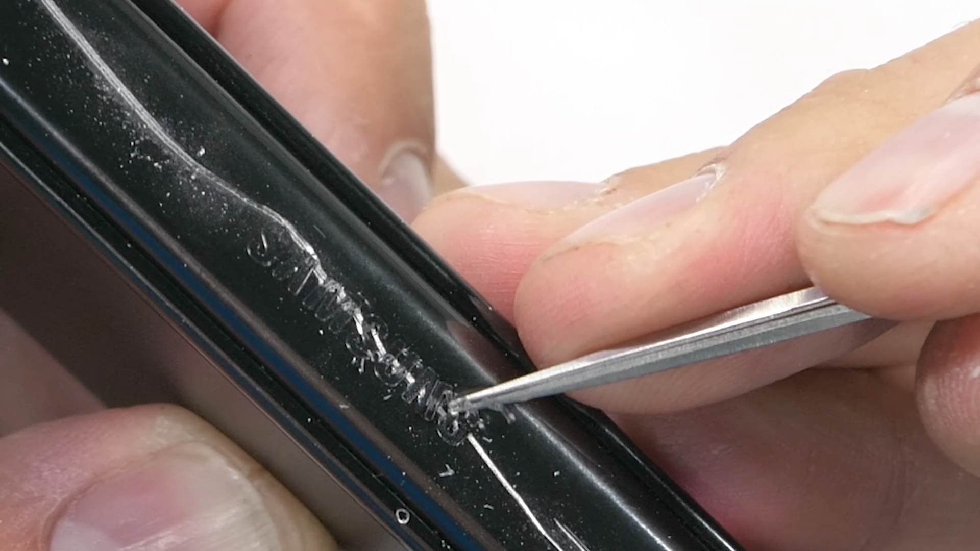  Samsung Z Fold 4 Durability Test! - Samsung says its 'Unbreakable'_! 4-36 screenshot.png 