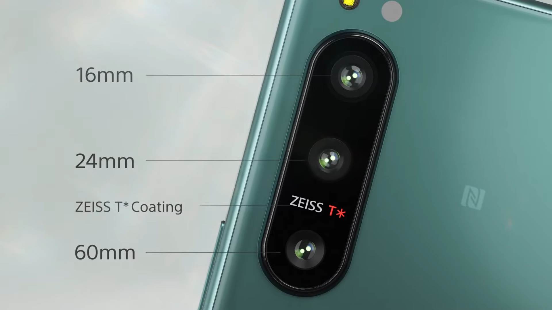  Xperia 5 IV - Creative freedom in a compact design__ 0-20 screenshot.png 