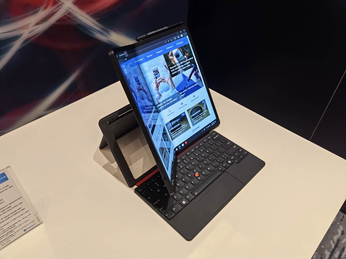 Lenovo ThinkPad X1 Fold (16).jpg - SmartLife / Marko Čavić   Lenovo ThinkPad X1 Fold (16).jpg - SmartLife / Marko Čavić