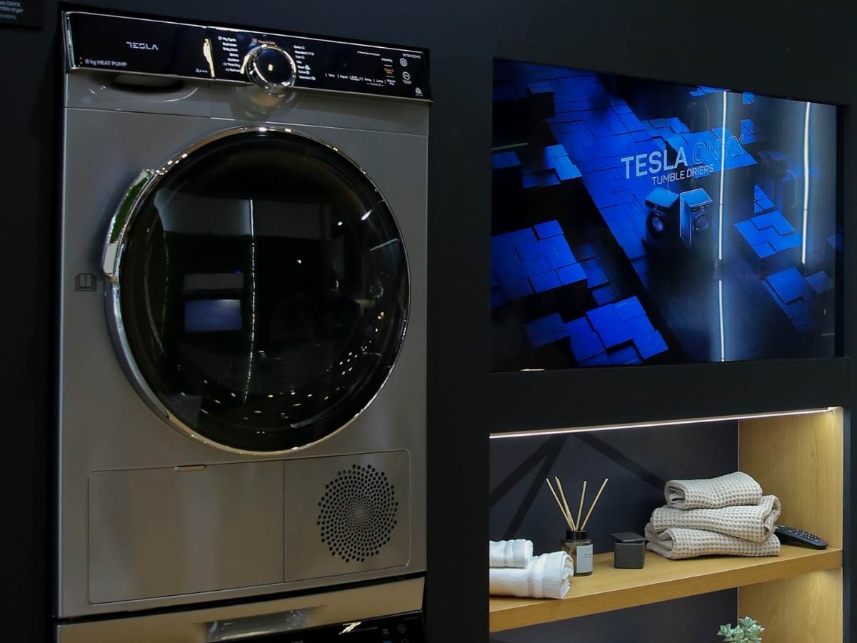  IFA Berlin Tesla foto Milena Djordjevic (44-1).jpg - Tesla / Milena Đorđević 