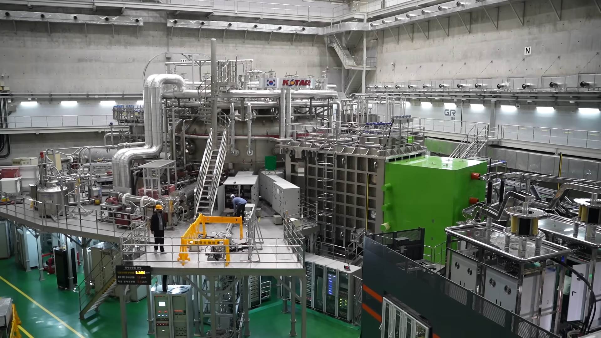  [Exclusive] The Korean artificial sun KSTAR is ready for new challenges in 2022! 5-44 screenshot.png - Korea Institute of Fusion Energy 