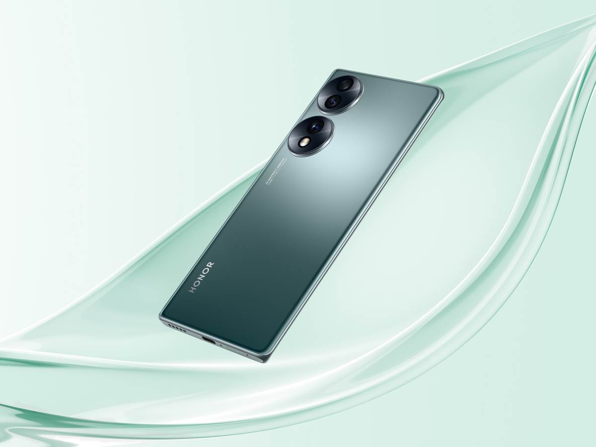 HONOR 70_Emerald Green.jpg   HONOR 70_Emerald Green.jpg