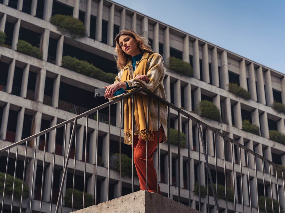  Motorola Edge 30 Ultra Lifestyle 5.jpg - Motorola 