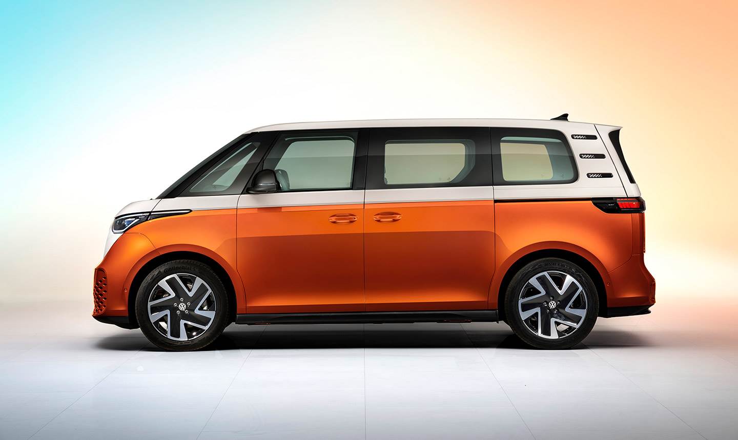  VW_NGW6_Showroom_IDBuzz_Gallery_Exterior-2_05-10-22.jpg - Volkswagen 