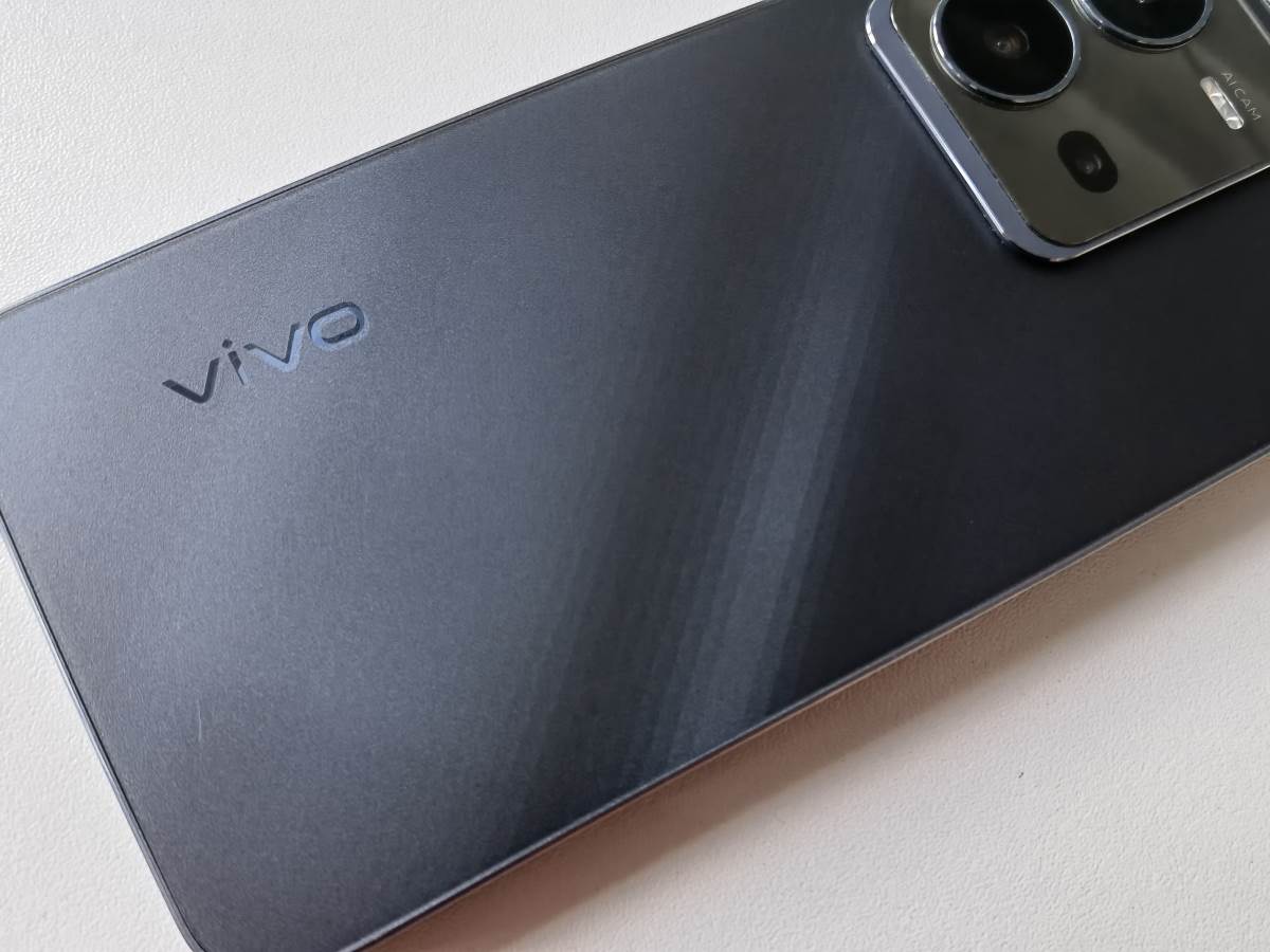  vivo X80 Lite mobilni telefon i vivo TWS Air Bluetooth slušalice (14).jpg - SmartLife / Marko Čavić 