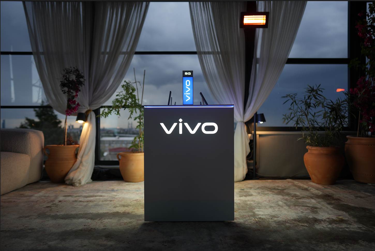  Predstavljen vivo X80 Lite 5G (1).PNG 