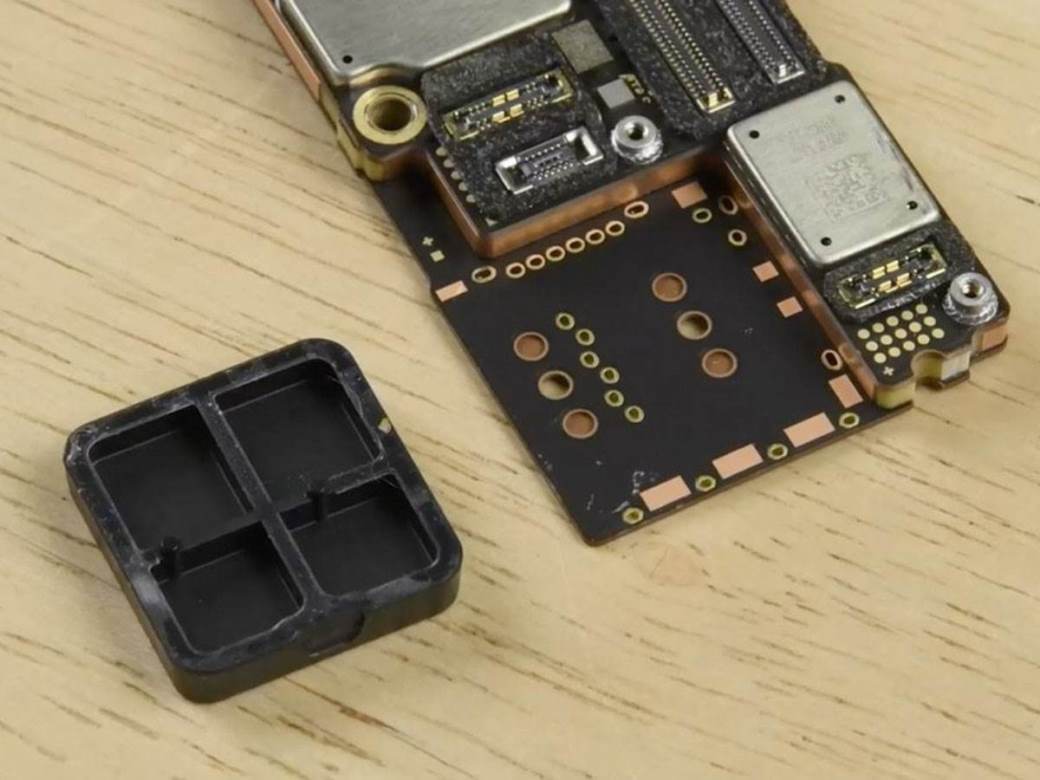 Šta nedostatak iPhone SIM kartice znači za budućnost pametnih telefona Šta nedostatak iPhone SIM kartice znači za budućnost pametnih telefona