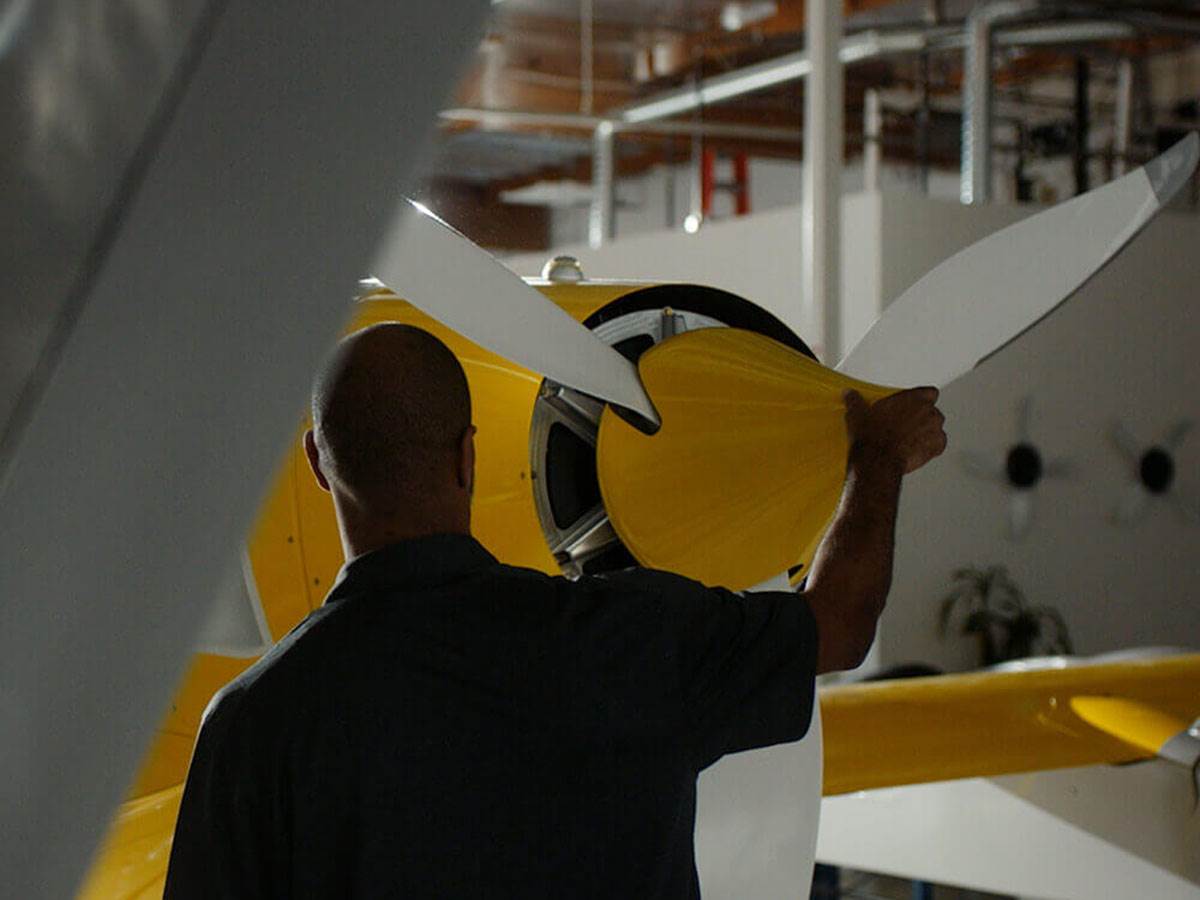  MakesUsWisk_1000x1000.jpg - Wisk 