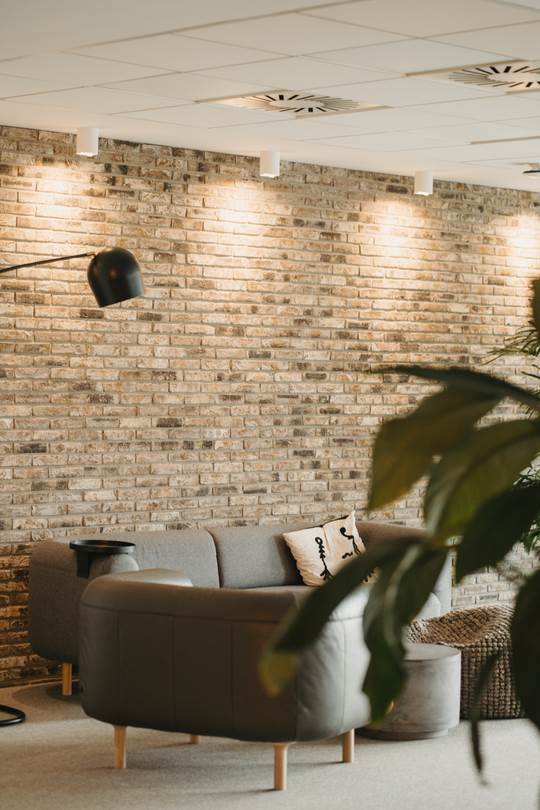  Q OFFICE 2.jpg - Q agency 