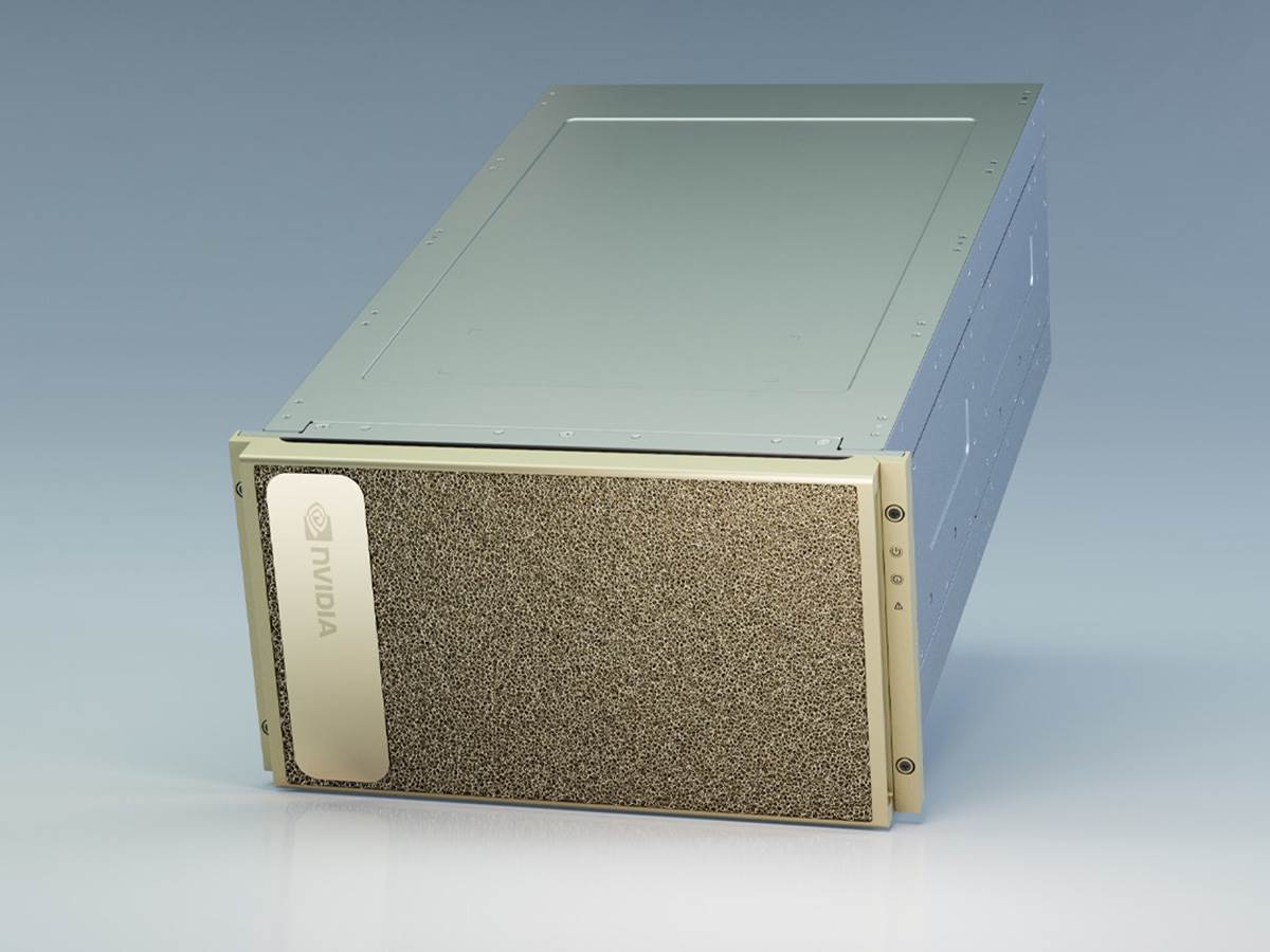  NVIDIA DGX A100.jpg - NVIDIA 