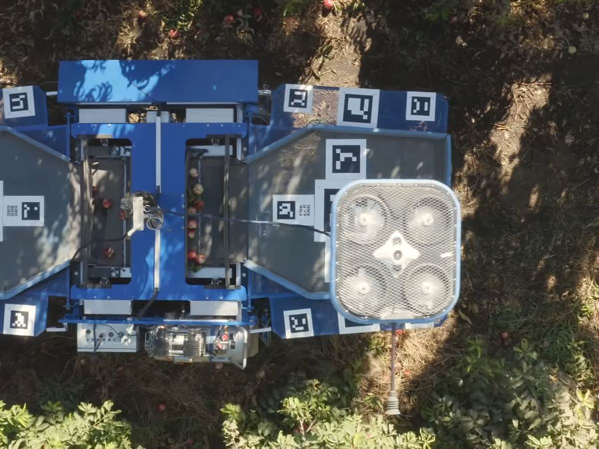 The Future of Harvesting_ Fruit-Picking Flying Autonomous Robots™ by Tevel _ HMC Farms Testimonial 0-36 screenshot.png - YouTube / Tevel Aerobotics Technology   The Future of Harvesting_ Fruit-Picking Flying Autonomous Robots™ by Tevel _ HMC Farms Testimonial 0-36 screenshot.png - YouTube / Tevel Aerobotics Technology