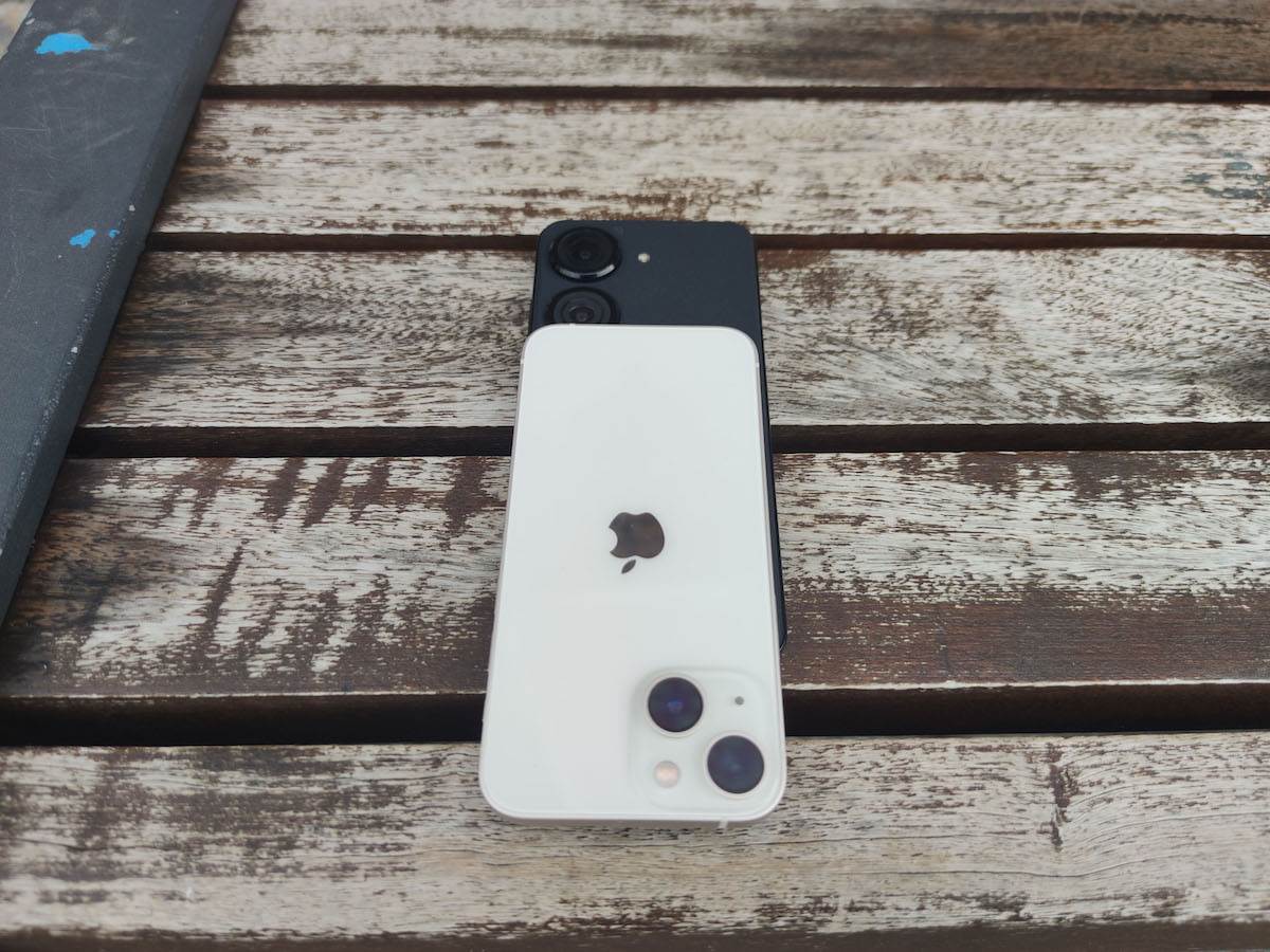  iPhone vs Asus 5.jpg - SmartLife / Ilija Baošić 