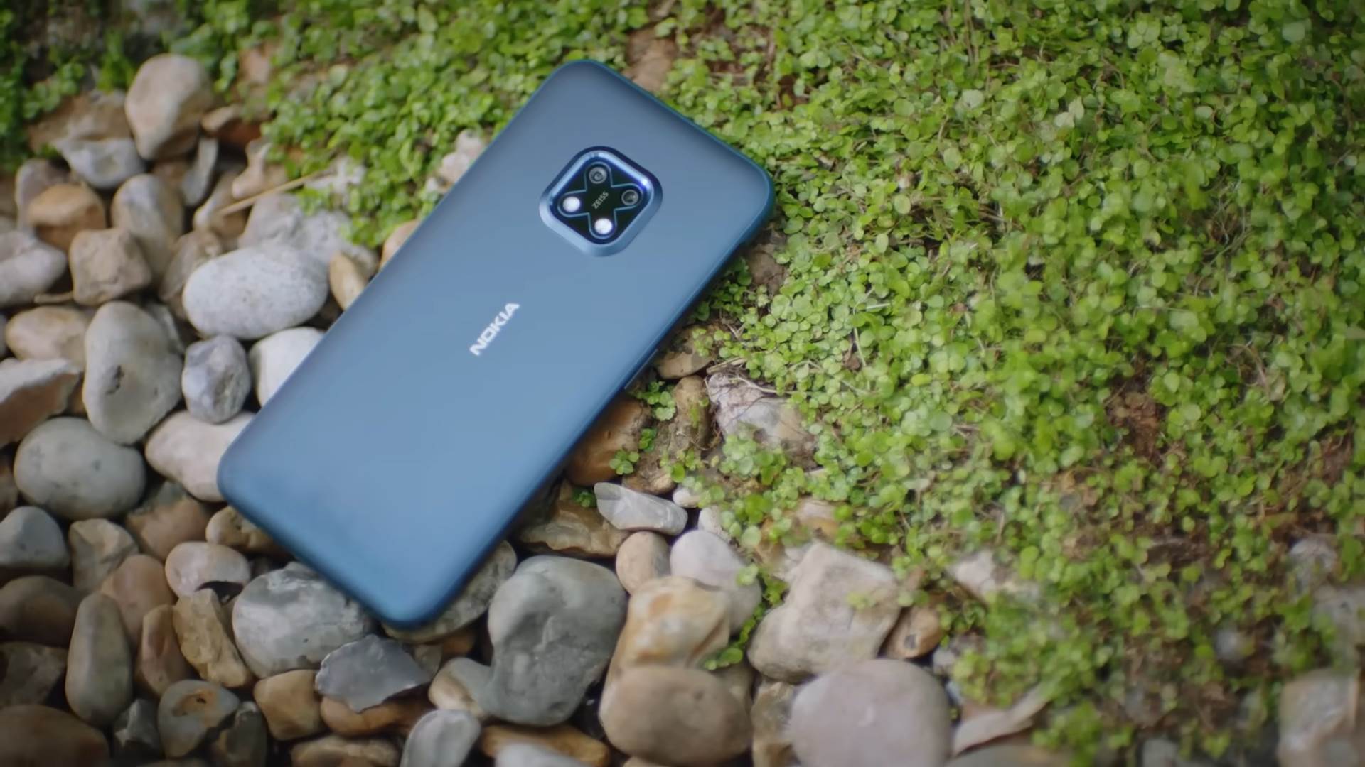  Nokia XR20_ Life-proof and for the long run. 0-25 screenshot.png - YouTube / Nokia Mobile 