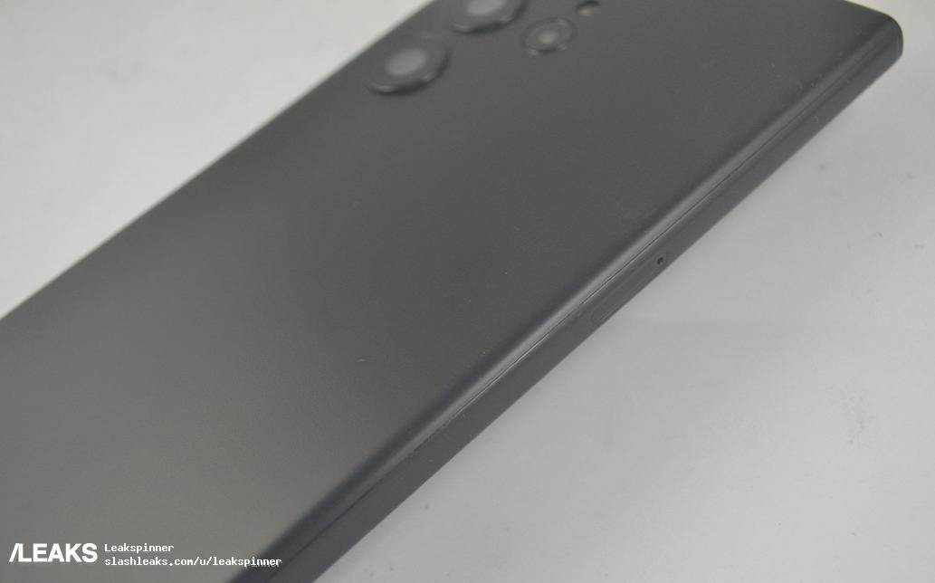 samsung-galaxy-s23-ultra-dummy-unit-leaks-out-14.jpg   samsung-galaxy-s23-ultra-dummy-unit-leaks-out-14.jpg