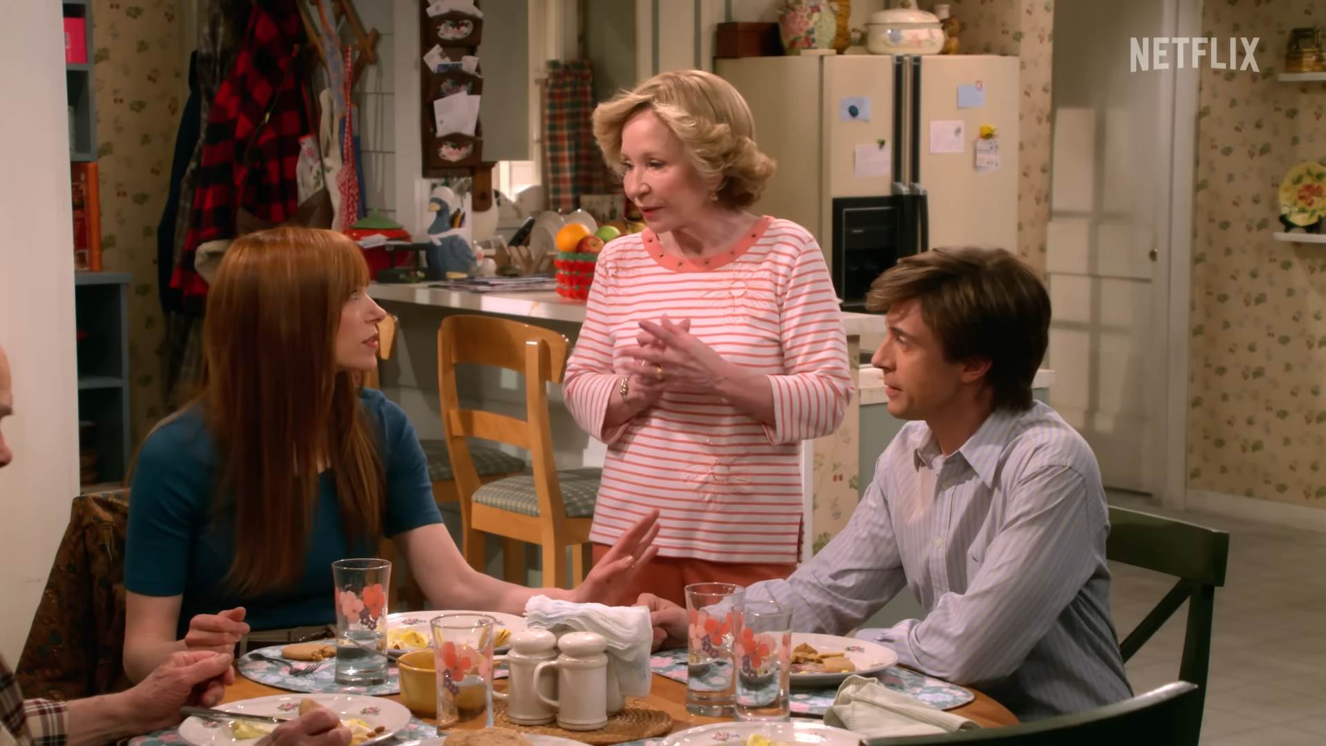 That '90s Show _ Official Trailer _ Netflix 1-50 screenshot.jpg - YouTube / Netflix   That '90s Show _ Official Trailer _ Netflix 1-50 screenshot.jpg - YouTube / Netflix