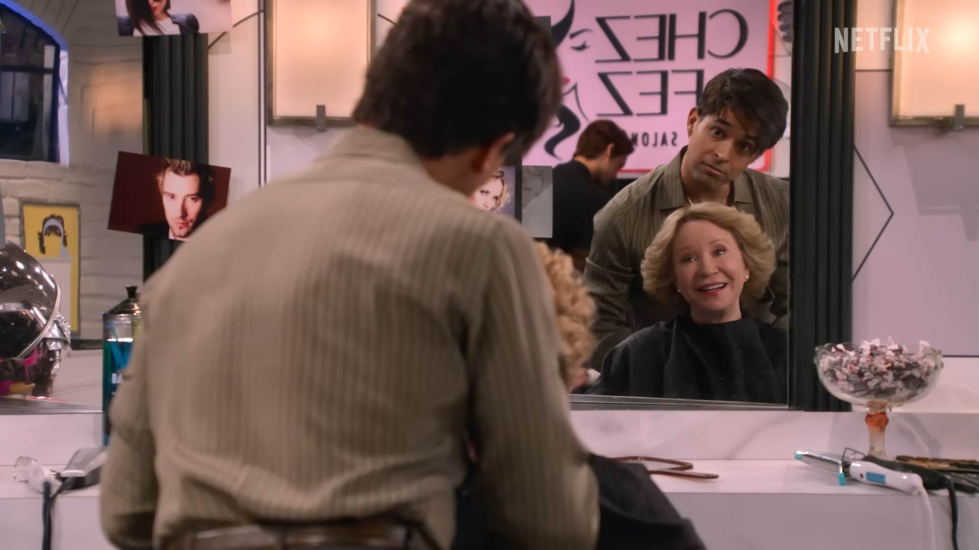  That '90s Show _ Official Trailer _ Netflix 1-32 screenshot.png 