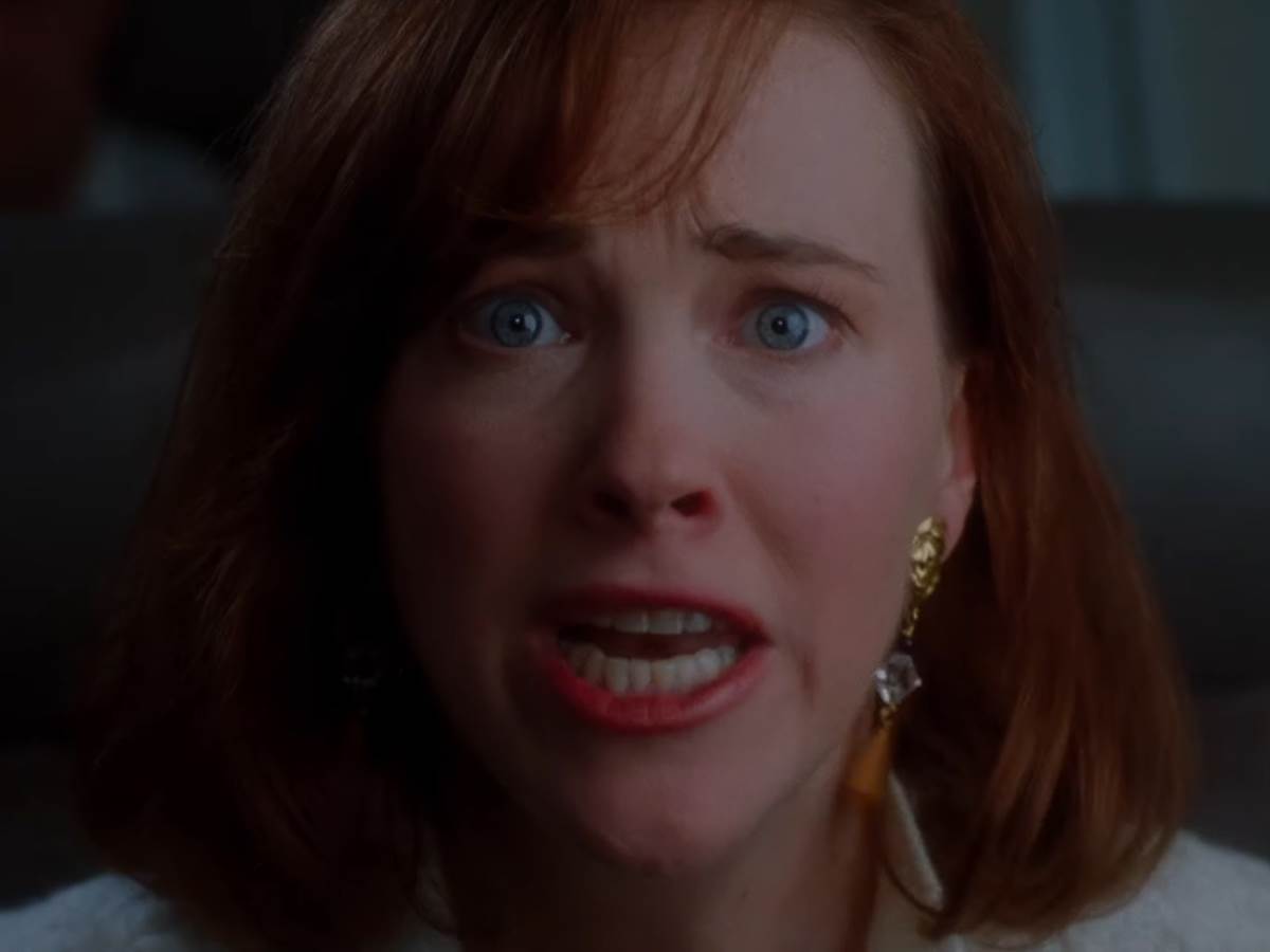  Home Alone - Theatrical Trailer Remastered in HD 0-51 screenshot.png - YouTube / wright96d 