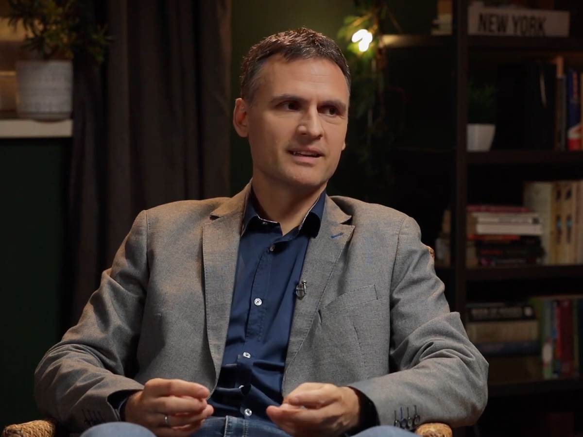 OLD Epizoda 1 - Osnove blokčejna i njegova evolucija (Aleksandar Matanović i Petar Jovanović) 28-46 screenshot.jpg   OLD Epizoda 1 - Osnove blokčejna i njegova evolucija (Aleksandar Matanović i Petar Jovanović) 28-46 screenshot.jpg