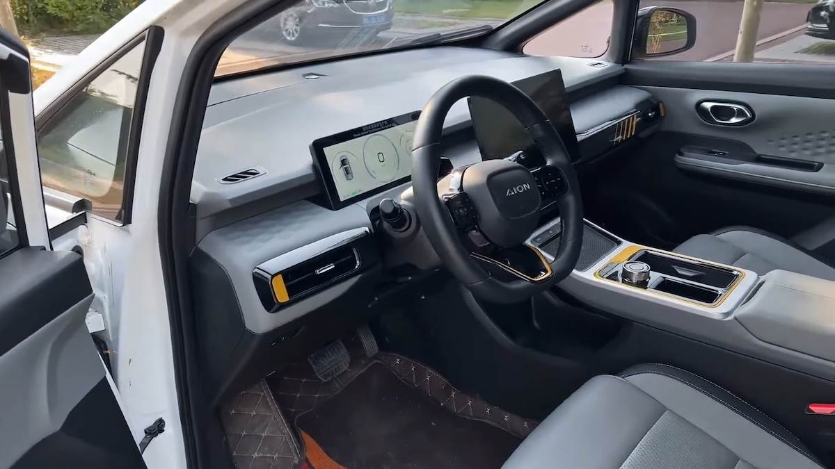  2022 GAC Aion Y in-depth Walkaround 0-11 screenshot.png 
