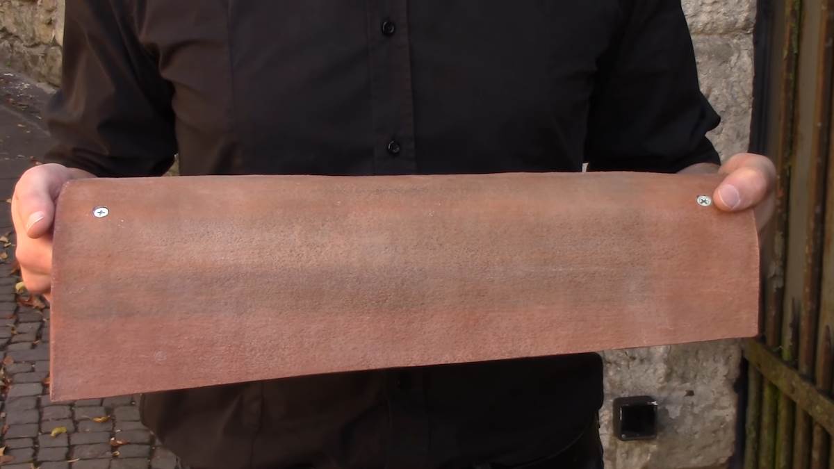 Nevidljivi solarni crepovi 1.jpg - YouTube / Dyaqua   Nevidljivi solarni crepovi 1.jpg - YouTube / Dyaqua