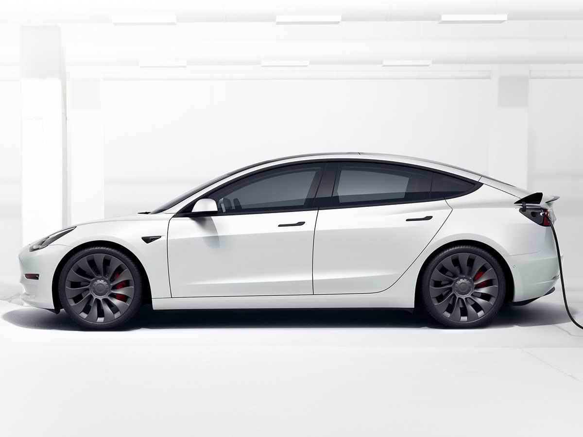  Tesla Model 3 6.jpg 