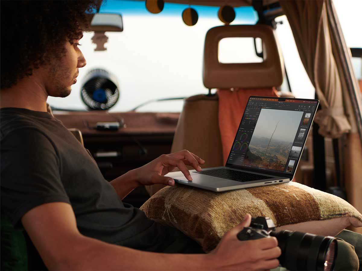  MacBook Pro M2 Pro Max 1.jpg 