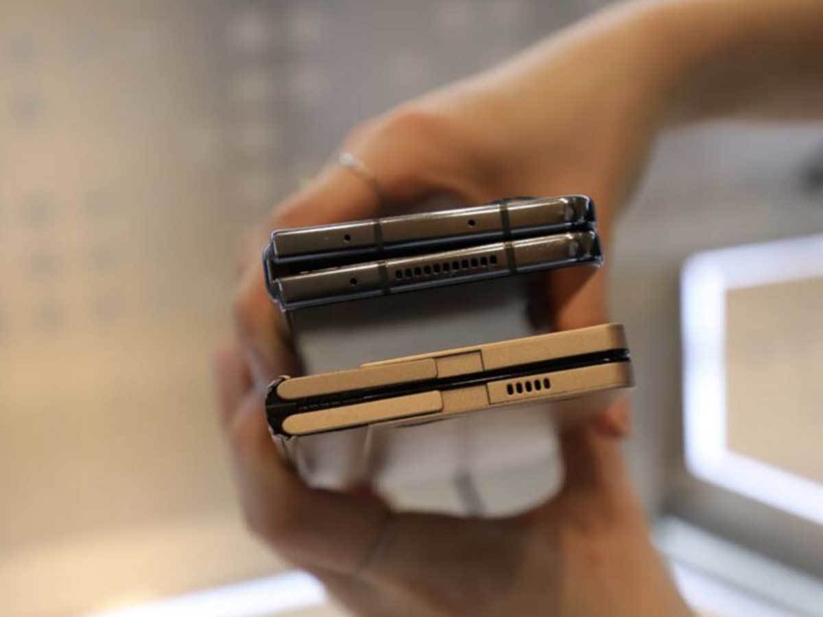  Samsung Flex In and Out 4.jpg - Samsung Display 