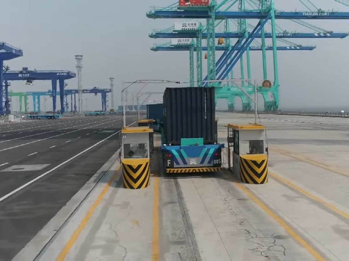 Tjenđin luka 7.jpg   Tjenđin luka 7.jpg